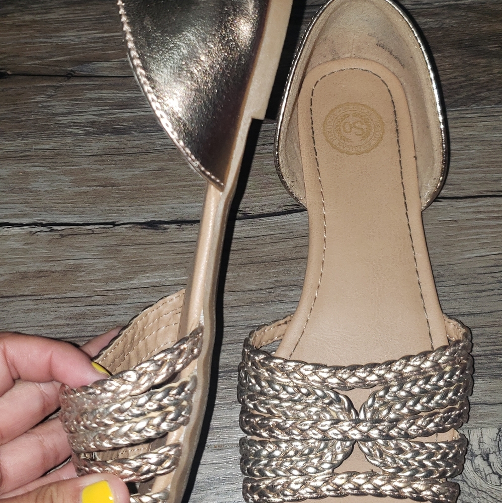 6.5 sandal/flat